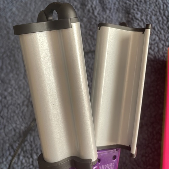 Bed Head TIGI Ceramic Hair Waver - Picture 3 of 3